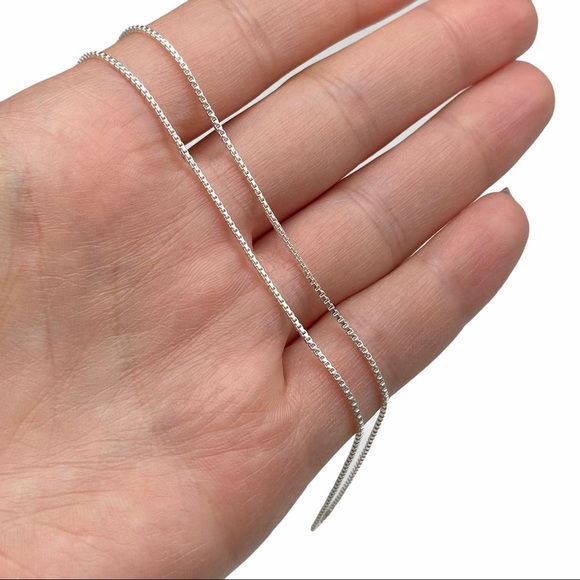 18” Solid Sterling Silver 925 Box Chain Link Necklace 18” Long Skinny - Picture 3 of 5